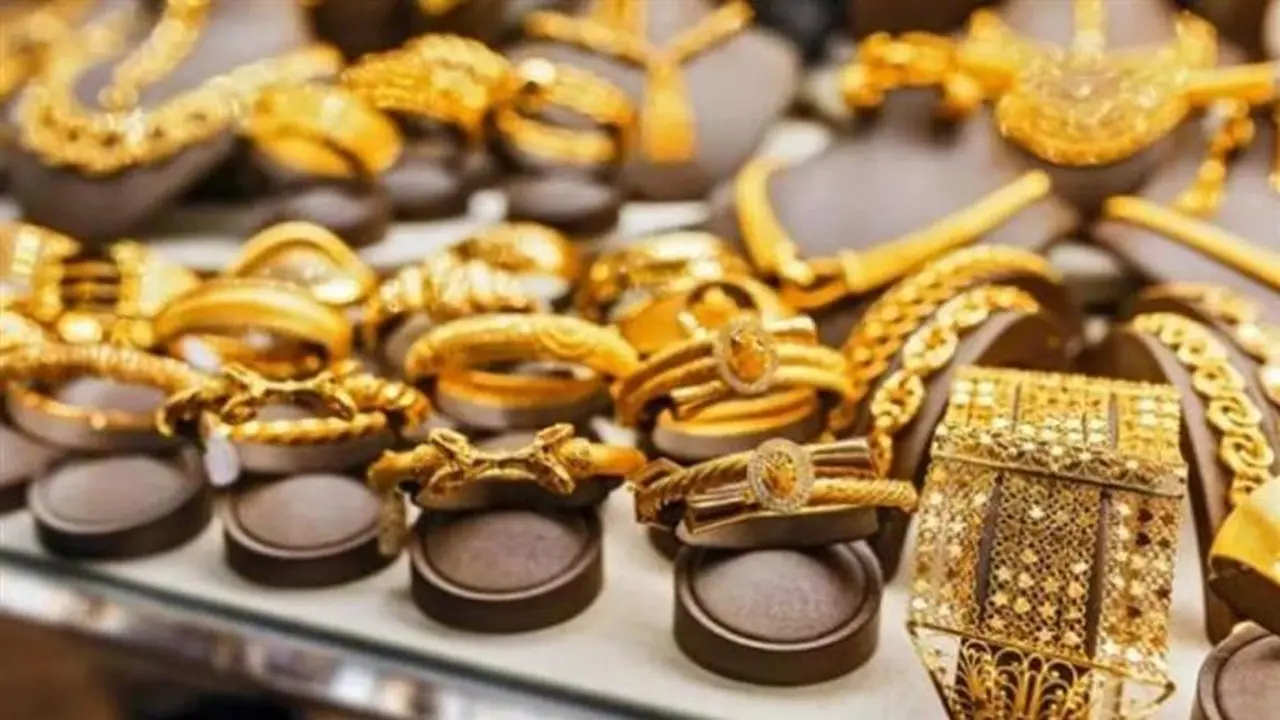 أيهما تربح أكثر؟.. مقارنة العائد الاستثماري بين شراء السبائك والمشغولات الذهبية